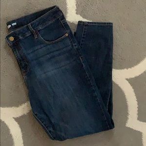 Old Navy Rockstar super skinny jeans in dark denim
